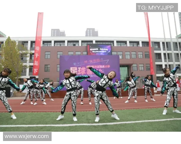 小学生足球操舞蹈视频教学让孩子们快乐运动提升团队合作精神